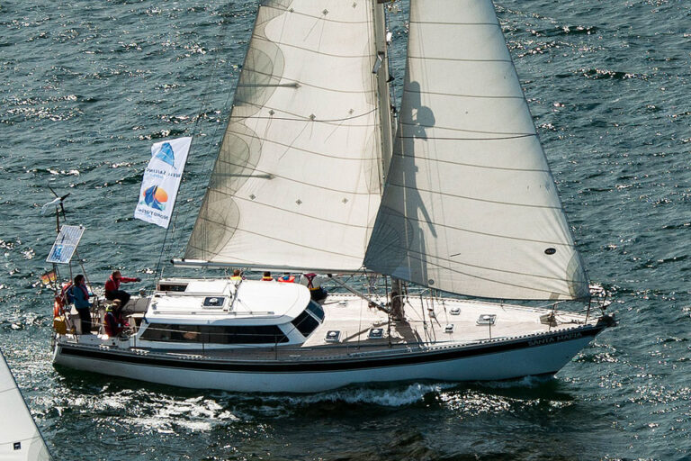 Segelyacht Santa Maria auf den Azoren