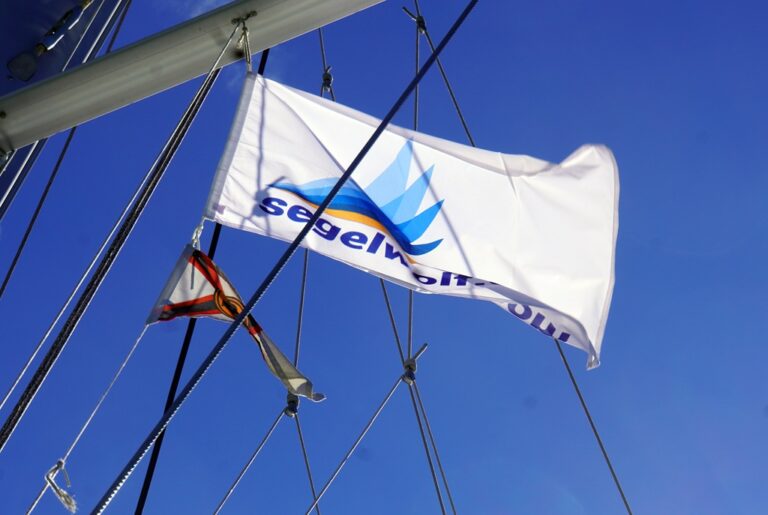 Flagge Segelwolf.com