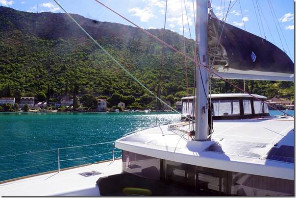 Katamaran Twin Elli vor Anker