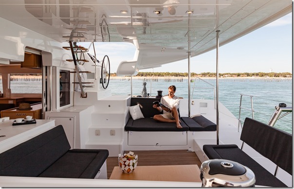 Lagoon 450S achtern